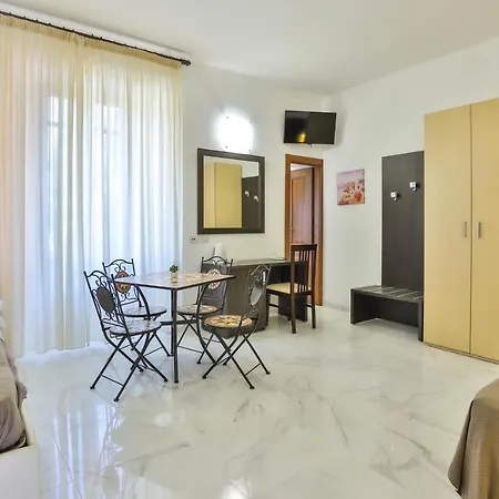 Dipino Bed and Breakfast *