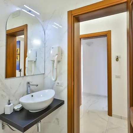 Dipino Bed and Breakfast
